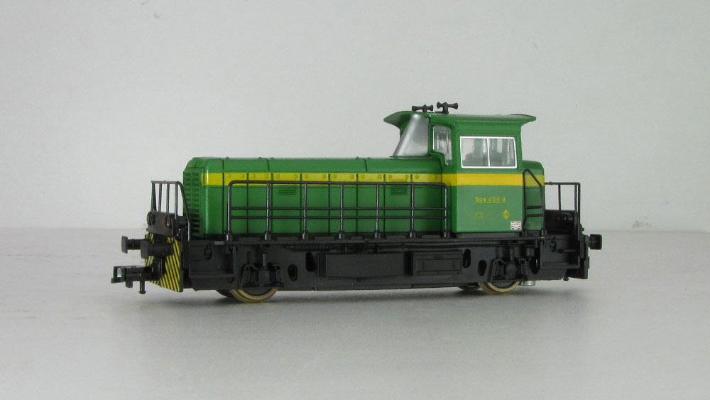 Locomotora-diesel-renfe-304