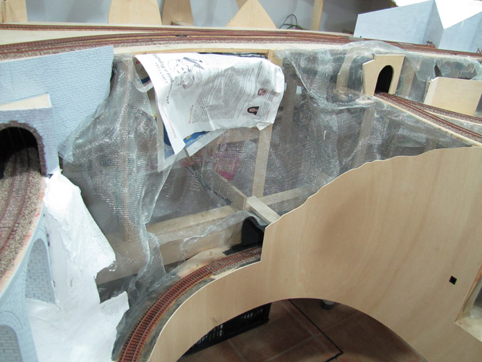 Zona estación serrería en maqueta de trenes