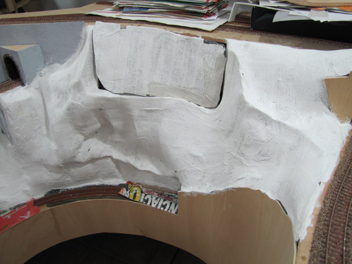 Zona estación serrería en maqueta de trenes