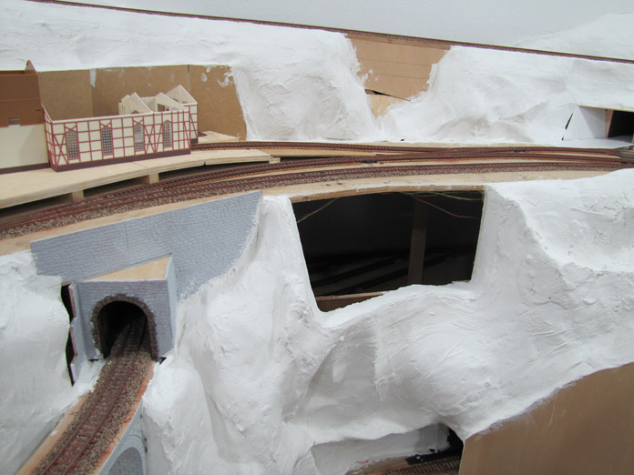 Zona estación serrería en maqueta de trenes