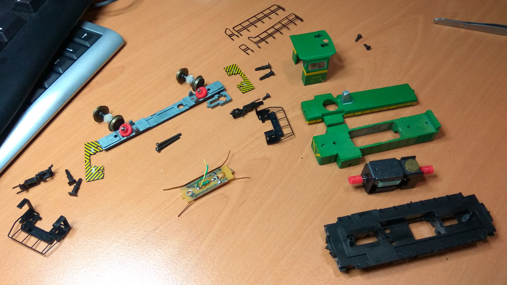 Locomotora-diesel-renfe-304