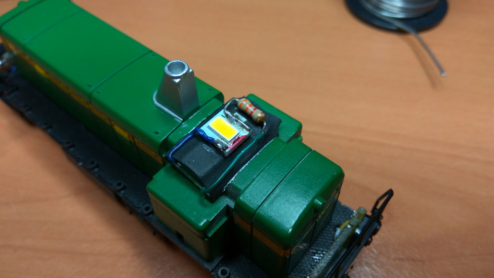 Locomotora-diesel-renfe-304