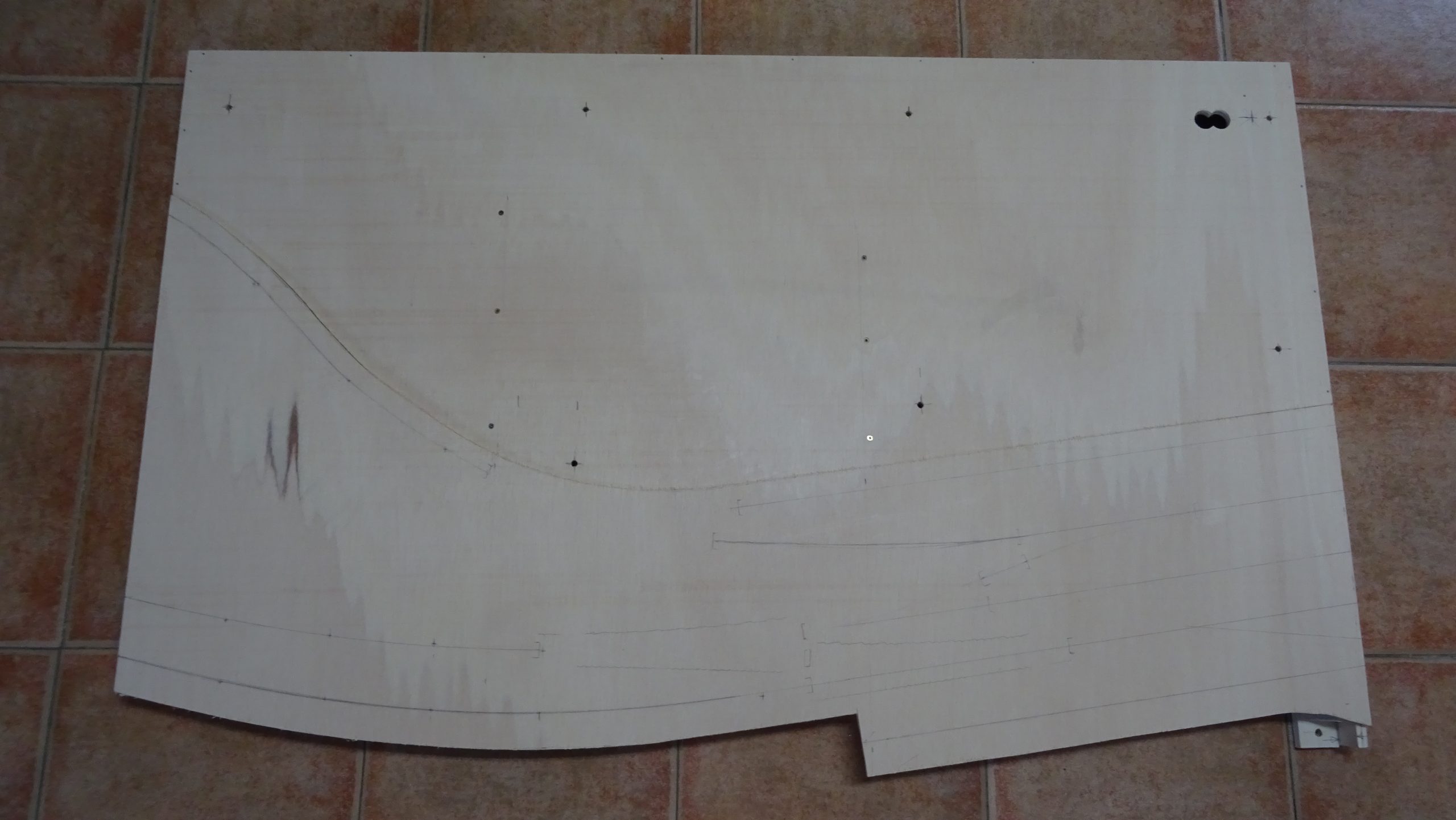 Estructura de la parte superior del modulo 1 de la maqueta de trenes