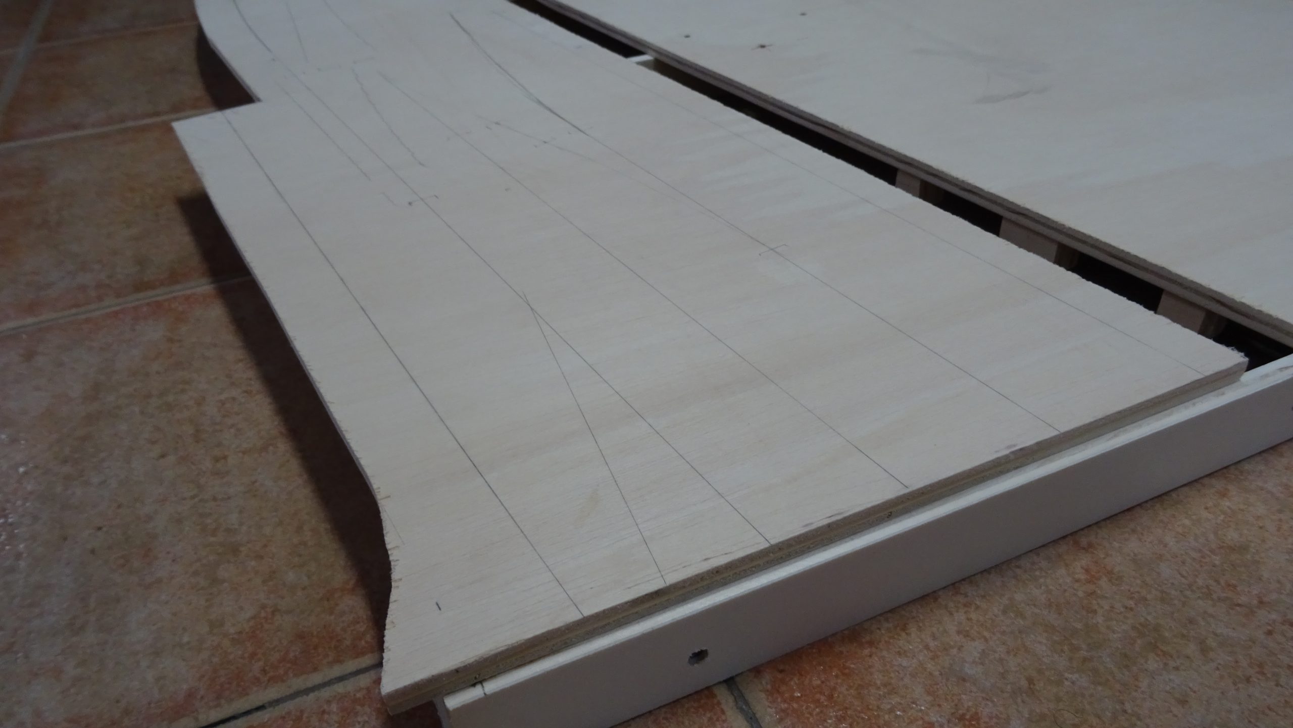 Estructura de la parte superior del modulo 1 de la maqueta de trenes