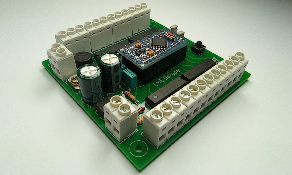 Decoder DCC para desvíos y semáforos